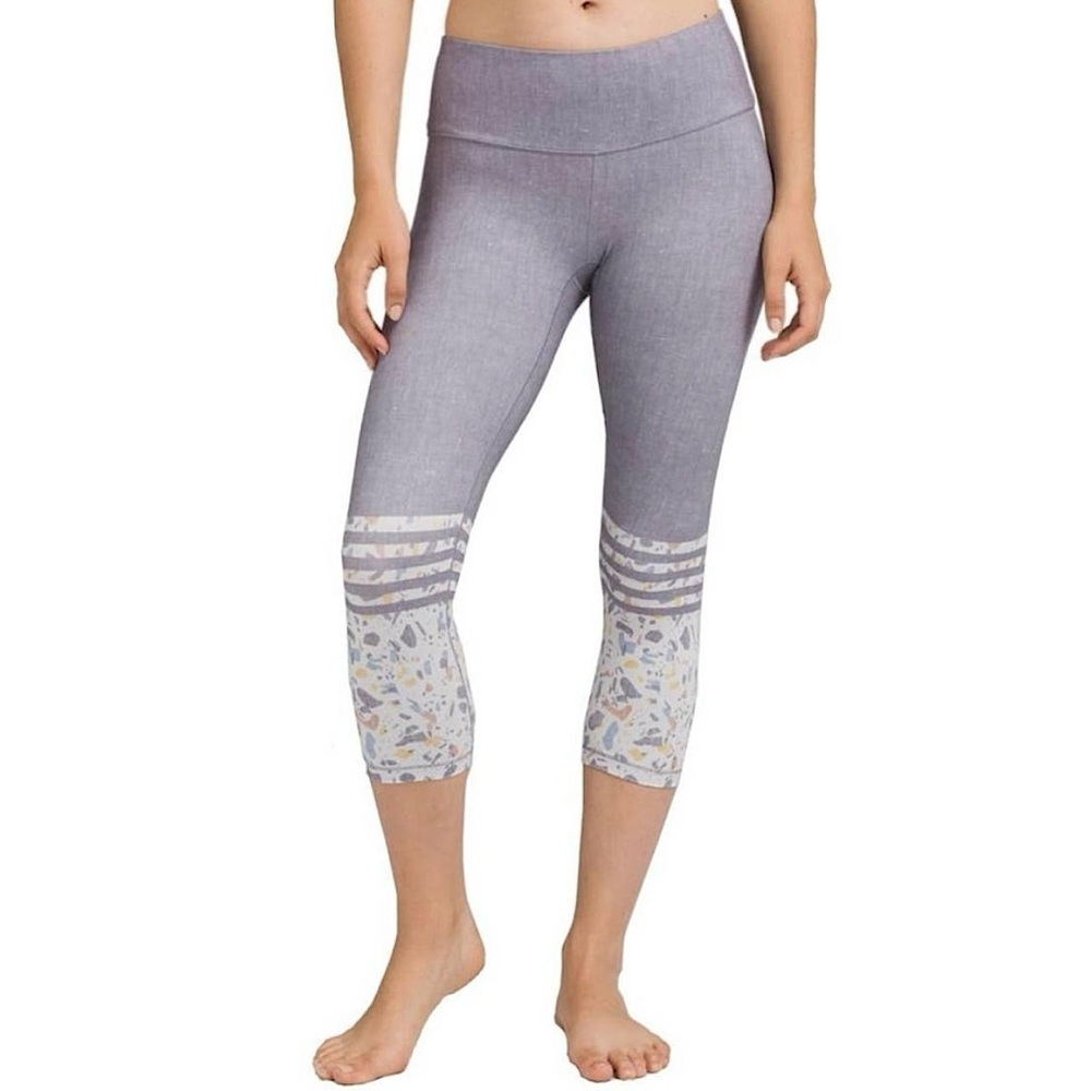 Prana Women’s Pillar Printed Capri Leggings Striped‎ Pattern Grey Size Medium